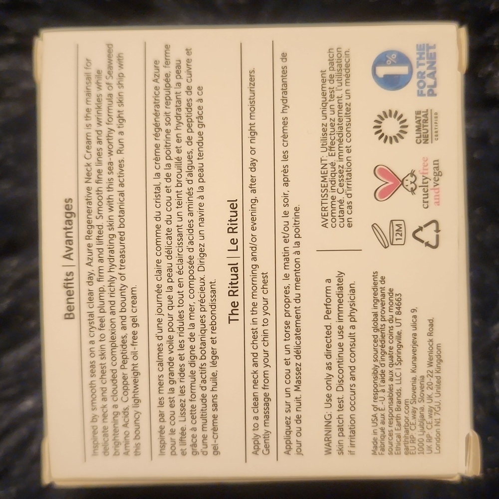 Earth Harbor Azure Regenerative Neck Cream - Picture 4 of 4